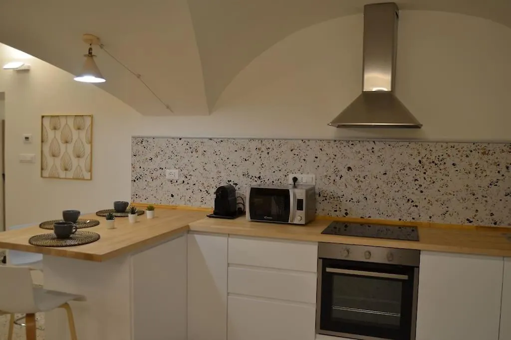 Cozy And Quiet Suite Near Two Towers, Bologna Appartement